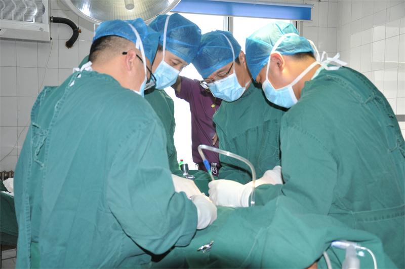 承德县中医院外一科成功开展首例肝叶切除术