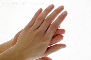 手足皲裂患者的日常生活保健措施