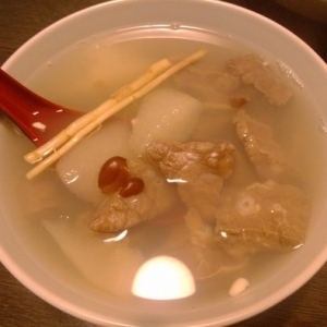 健康提示：白茅根熬水不能治肝炎！