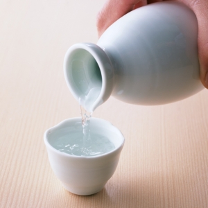 白酒漱口防牙病