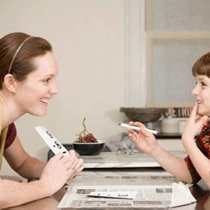 父母该如何培养孩子的独立能力？