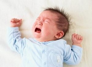 宝宝夜啼的四个治疗方法