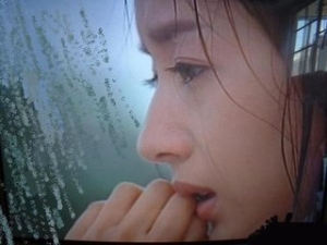 女人流眼泪可排毒减压 强忍眼泪等于“自杀”