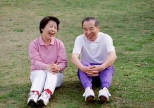 不要强迫老人享“清福”