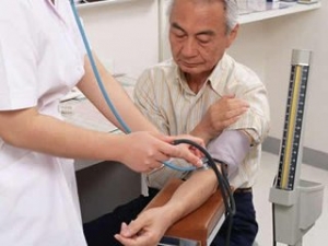 警惕” 隐形”高血压吞噬老人健康