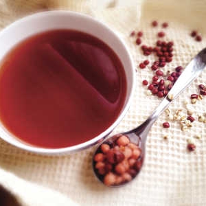 喝红豆水可消肿瘦脸 专家解释其中4大疑问