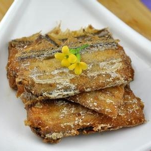 如何煎鱼不粘锅的小技巧