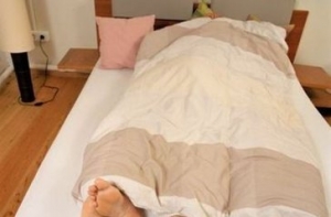蒙头睡觉伤害大脑