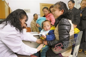 医生提醒：春捂就是多穿吗？这么想就错了！
