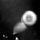 大庆上空现UFO 椭圆形上方发土红色亮光