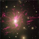 科学家发现被“丝带”包裹的奇特星系
