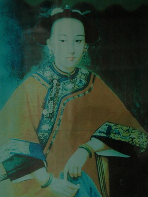 富丽堂皇“香妃墓” 庞大而不失高雅
