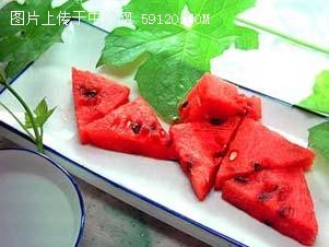 必知：夏季吃西瓜的六禁忌