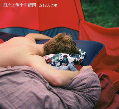 告诉你夏季穿啥衣服最凉快