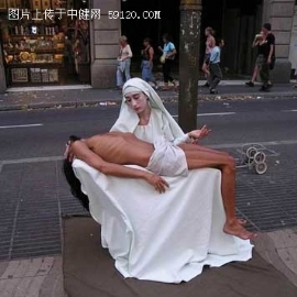千奇百怪的街头行为艺术