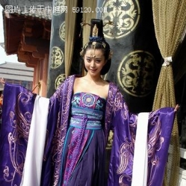 范冰冰变身“狐狸精” 扮相妩媚情致缠绵