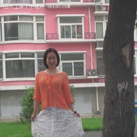 芙蓉姐姐与GG同居后出的新妩媚PP