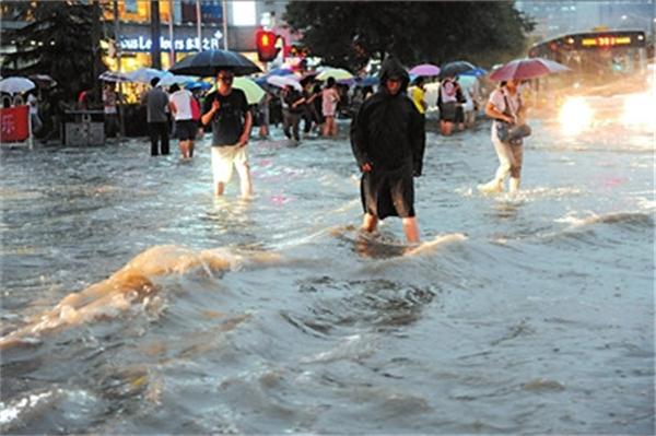 [第1060期]多地持续降雨,雨天浑水最好不要趟